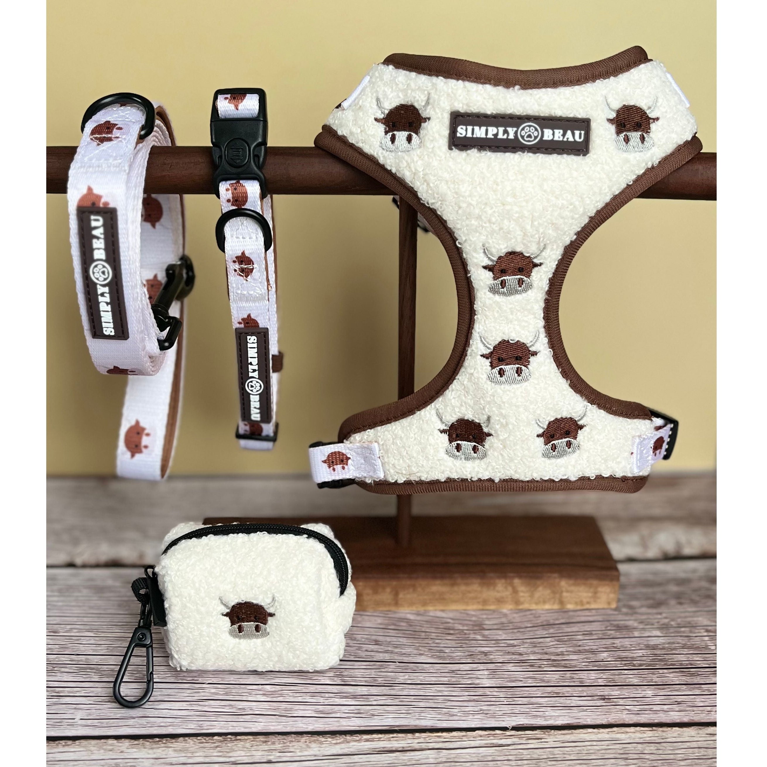 Coco Cow Sherpa Mega Bundle: Harness, Collar, Lead & Poop Bag Holder
